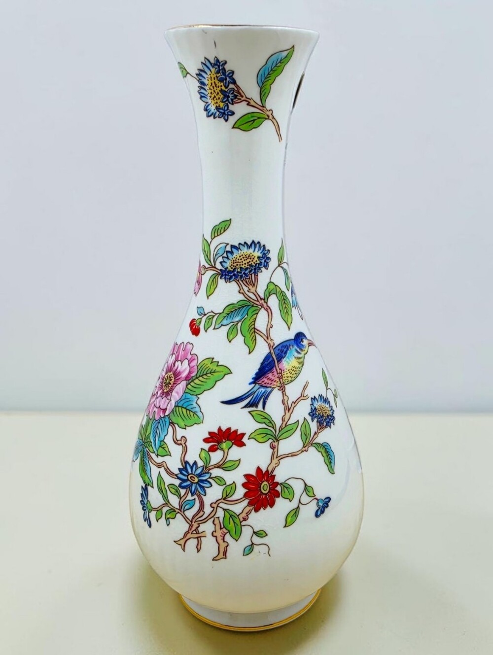 Aynsley Pembroke Bud Vase Exotic Bird Motif Gold Rim Made In England Porcelain